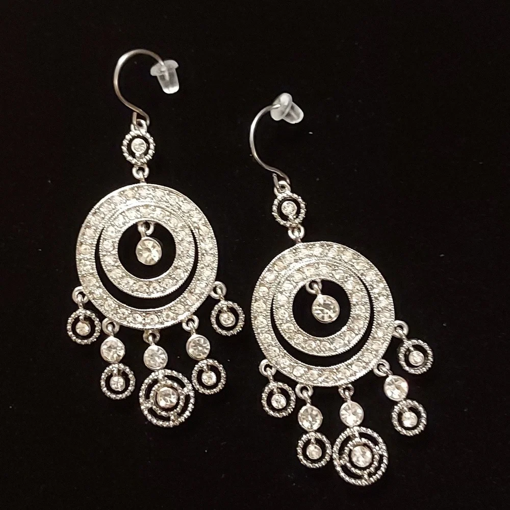 Monet vintage earrings